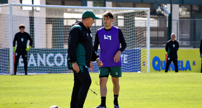 Sportivo Belgrano define su equipo en un ensayo a puertas cerradas.